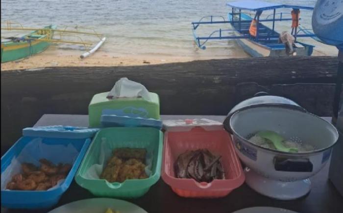 Bunaken Coral Homestay 