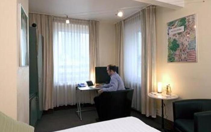 Monopol Hotel