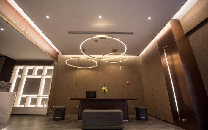 Home Inn Plus Jinan Quancheng Plaza