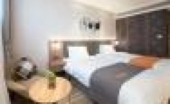 Home Inn Plus Wuhan Zhongnan Metro Station Dream Times