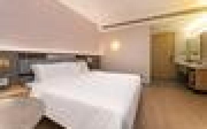 Home Inn Plus Qinhuangdao Railway Station Yingbin Road