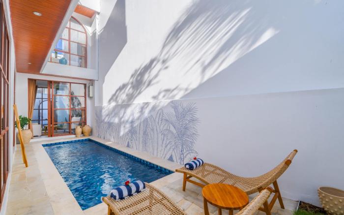 Villa w/ Swings, Pool & Rooftop |30 min to Airport