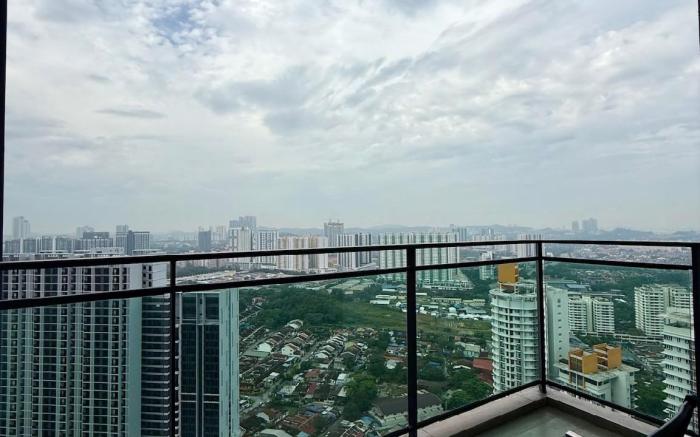 Comfort 2BR @ Bloomsvale Shopping Mall | 5pax