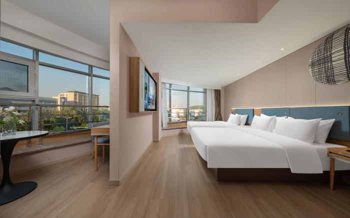 Home Inn Neo Tai'an Taishan Avenue International Convention and Exhibition Center Wanda Plaza