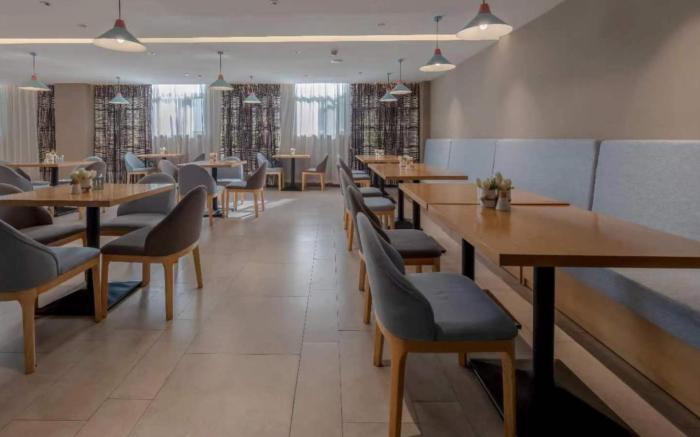 Home Inn Neo Zhenjiang Railway Station Zhongshan Bridge RT-Mart