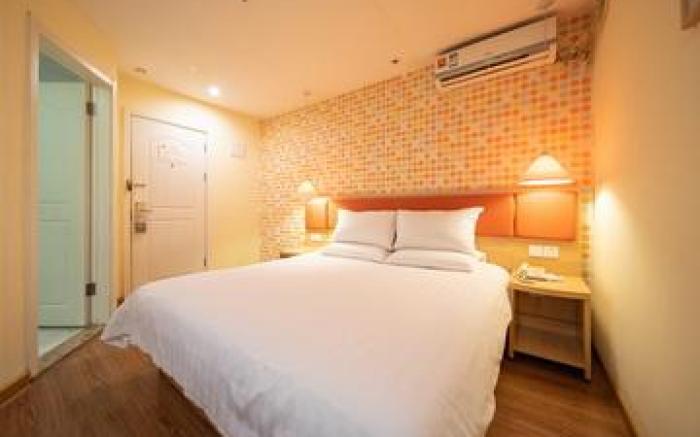 Home Inn Neo Haimen Renmin West Road Stadium