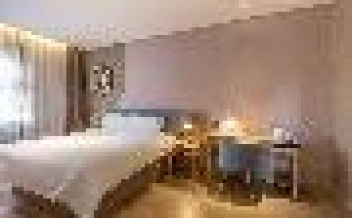 Home Inn Neo Huai'an Journey to the West Amusement Park High-speed Railway Station