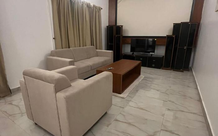 Sanctuary by Snooze Living AC 5BHK Villa Vazhakala