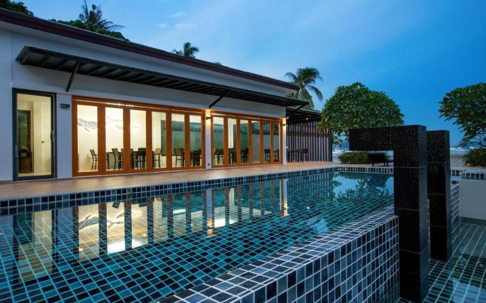 Nariya Bayfront Phuket