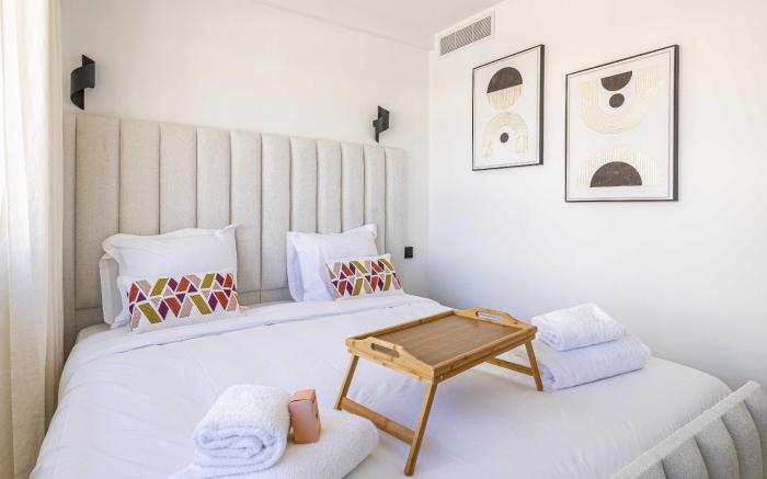 Harmonie with private terrace - near Croisette