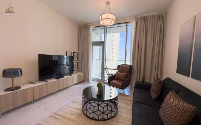 Fabulous Canal Views Al Habtoor City