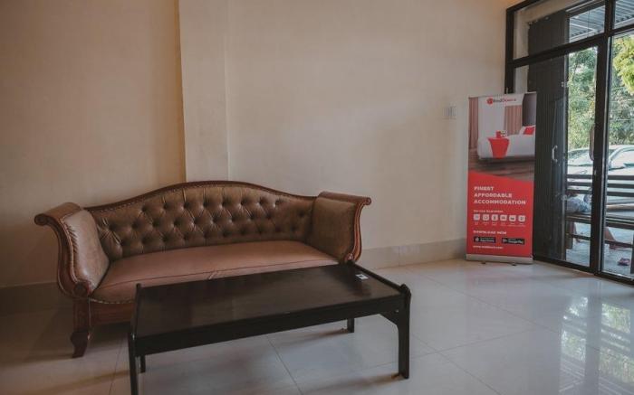 RedDoorz Near Ringroad City Walks Medan