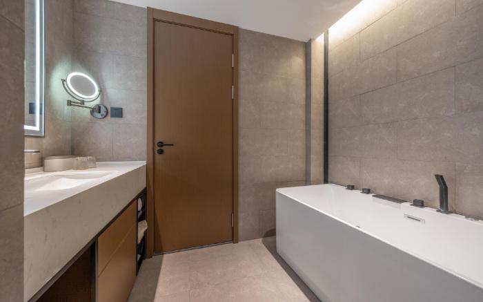 Atour Hotel Xuzhou Pengcheng Plaza Huanghe North Road