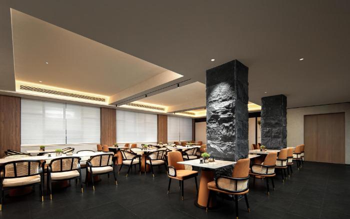 Atour Hotel Qingdao Central Business District Ningxia Road