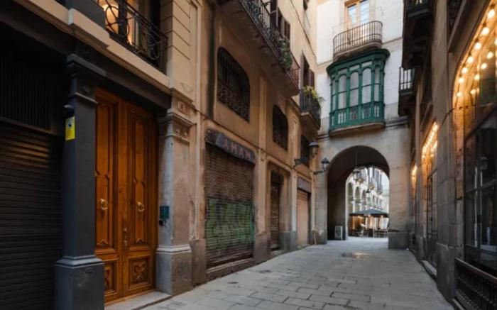 Los Arcos Hotel Gothic Quarter, Sonder