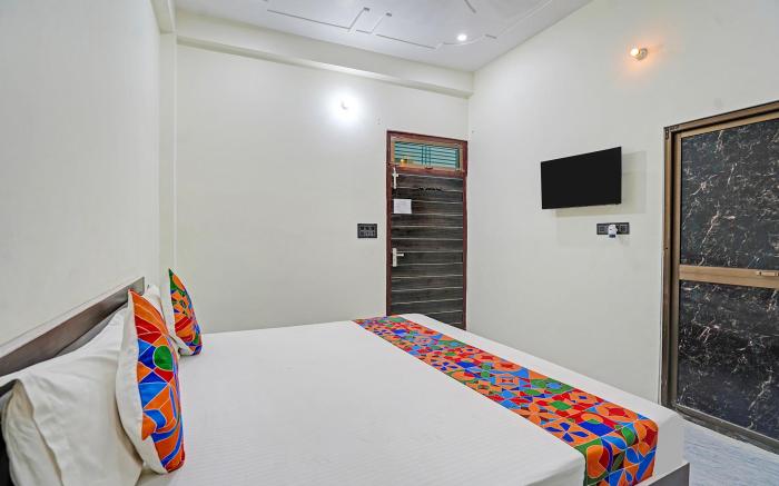 FabHotel Sri Ram Milan Palace