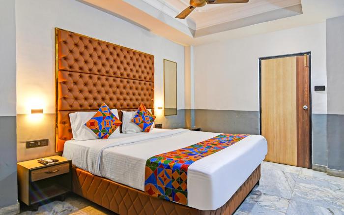 FabHotel Gulshan International