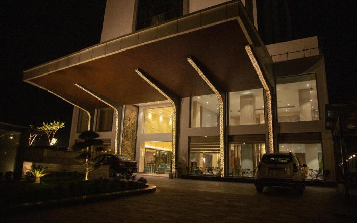 Buddha Regency Hotel