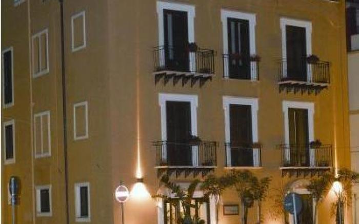 Hotel La Piazzetta