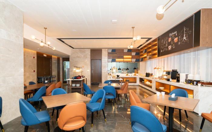 Kyriad Hotel Wuhan Huazhong University of Science and Technology Guanggu 1st Road