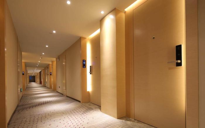 Lavande Hotel Wuhan Wuhuan Sports Center Linkonggang