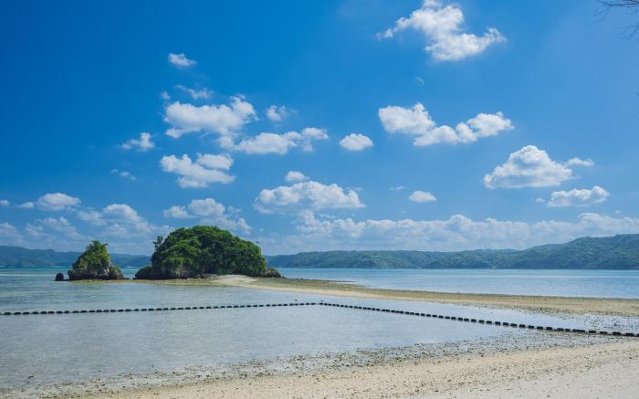 Yagaji Beach(屋我地ビーチ)