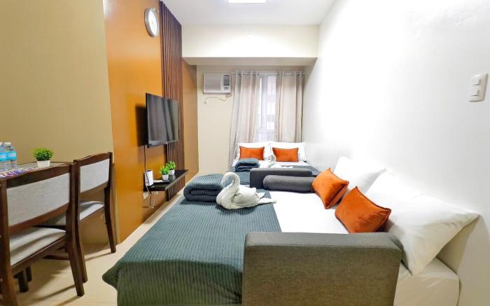 Avida Riala 607 T2 IT Park 2 BR Unit Fast Internet