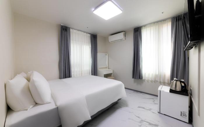 MJ HOTEL JONGNO