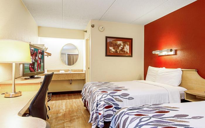 Red Roof Inn Fairmont