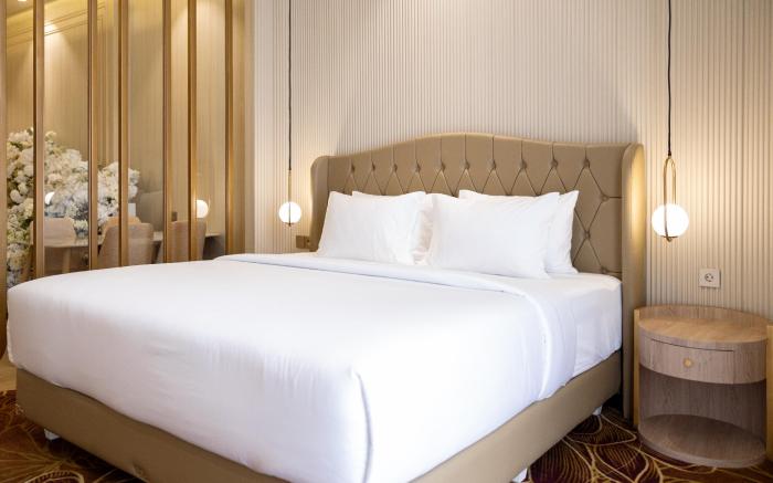 WHISTLER GARDEN HOTEL