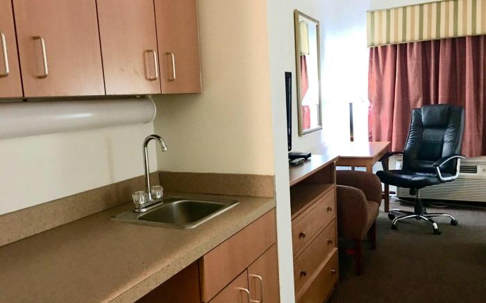 Red Carpet Inn Chambersburg