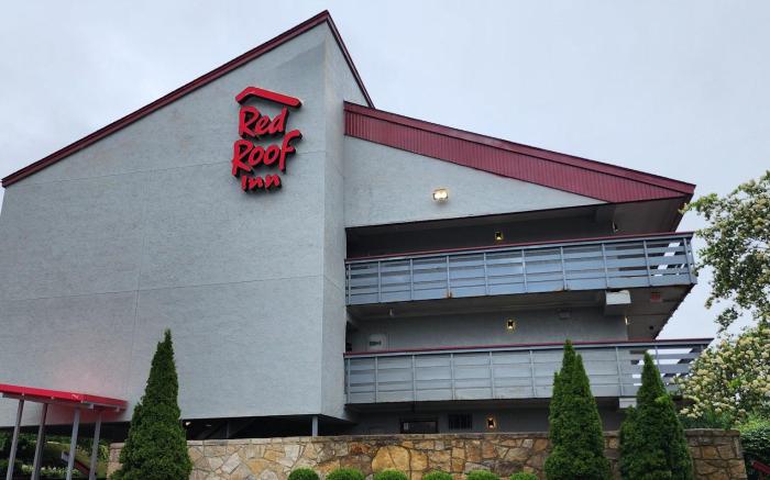 Red Roof PLUS+ Pittsburgh East - Monroeville