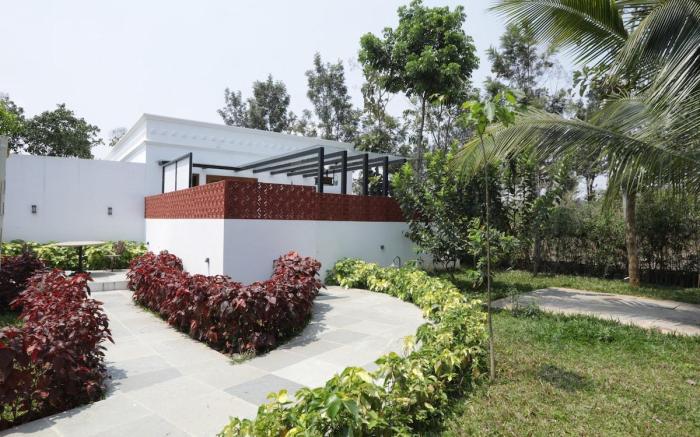 Greenview 2 BHK Getaway | Mint