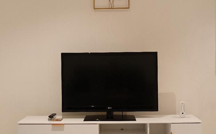 Minimalist Urban Condo @ Quill Residence