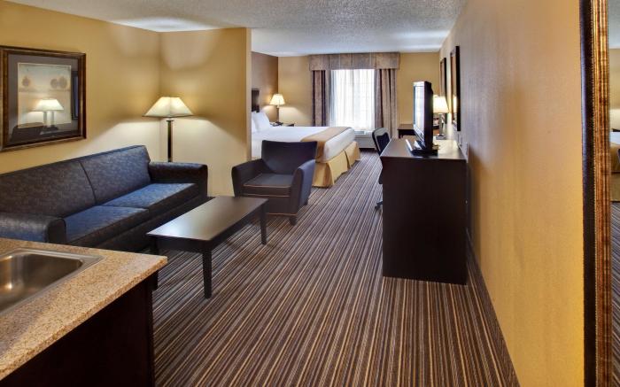 Holiday Inn Express Hotel & Suites Council Bluffs - Convention Center Area By IHG