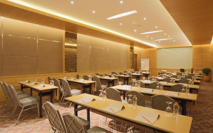 Pesona Alam Resort & Spa