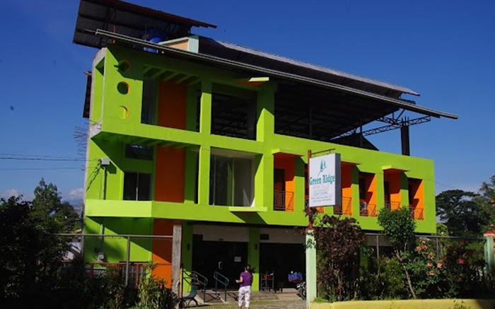 Green Ridge Apartelle