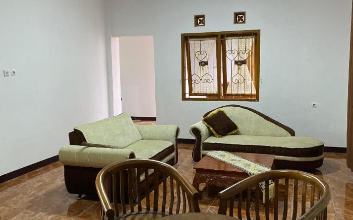 Priuk Rengganis Homestay