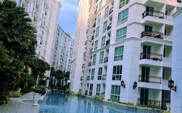 City Garden Olympus Condominium