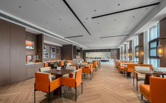 Vienna Classic Hotel Gongyi City Government