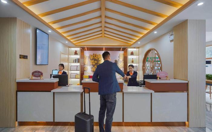 Vienna Classic Hotel Shandong Qingdao Chengyang District Zhengyang Middle Road Metro Station