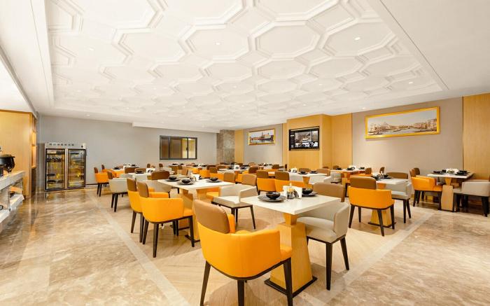 Vienna International Hotel Shantou South High-Speed Railway Station