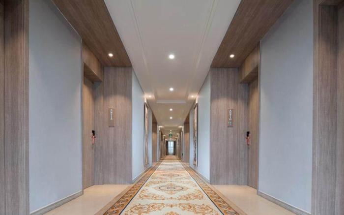 Vienna 3 Best Hotel Ziyang High-Speed Railway North Station Baotai Metro Station