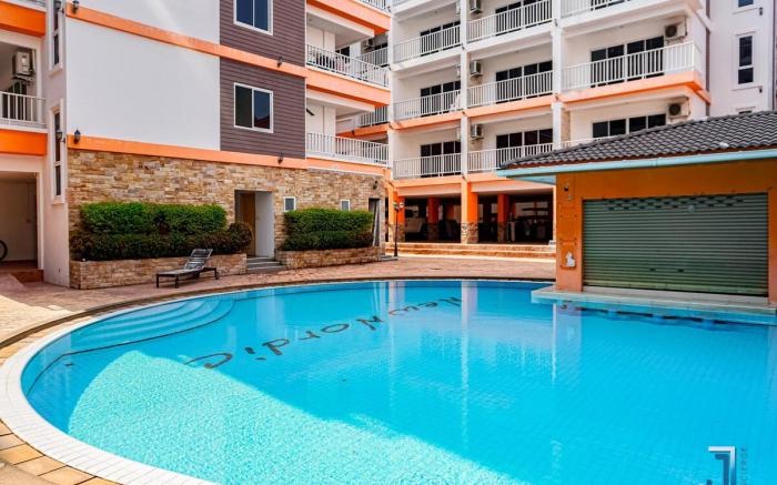 Designer studio in Pattaya, close to the beach