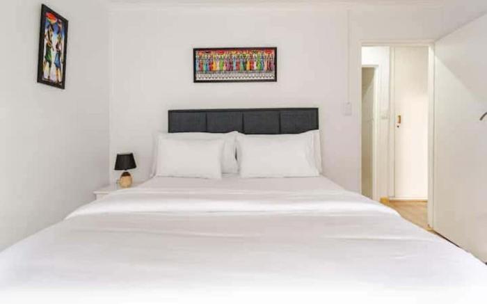 Bleu room in Caline VIP Mews