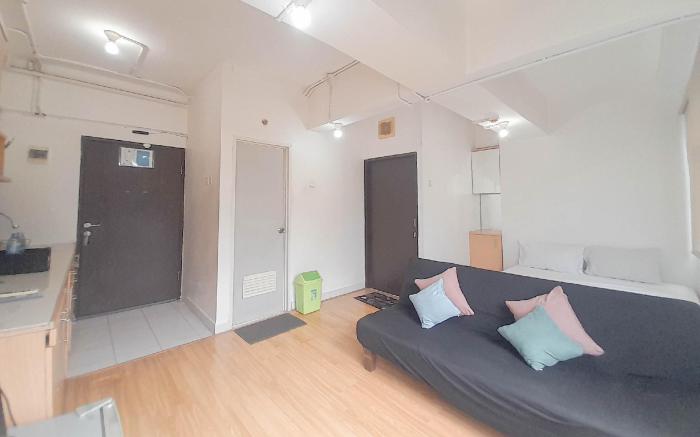 Big Studio at Jarrdin Cihampelas Apt By Travelio