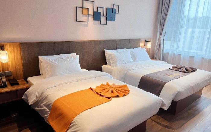 Home Inn Plus Rongcheng Chengshan Avenue Yinghua Lake