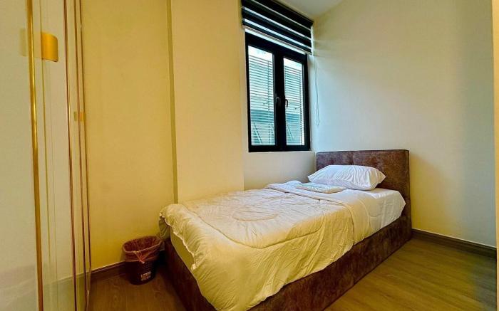 Xhostel Tower B Standard Single