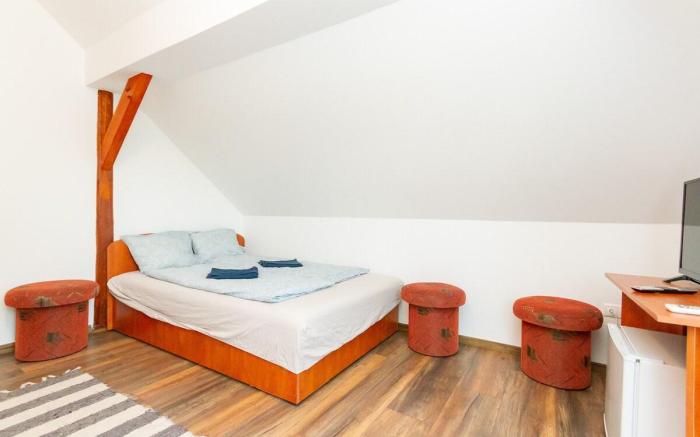 Kincső Guesthouse Room no.11 byNW