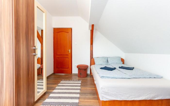 Kincső Guesthouse Room no.11 byNW